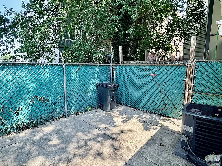 4119 Brandywine St — Photo 15