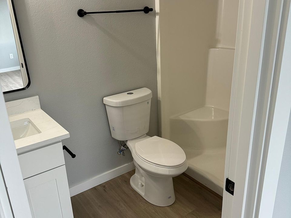 1st image of 215 167th St S #6