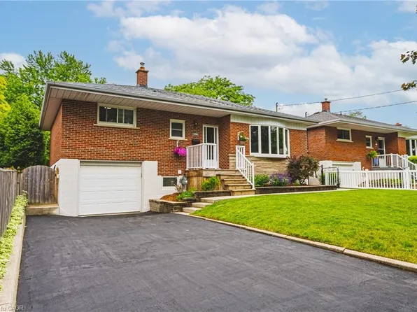 1208 Homewood Dr, Burlington, ON L7P 2M4