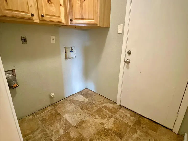 3003 Briar Dr — Photo 21