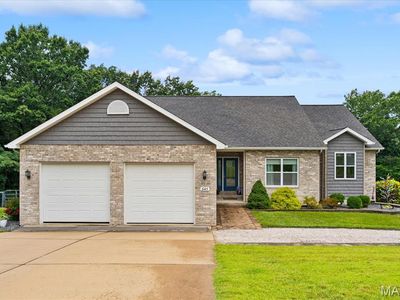 645 Hill Castle Rd, Columbia, IL, 62236
