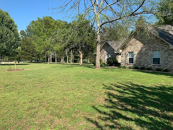 Front yard on driveway side