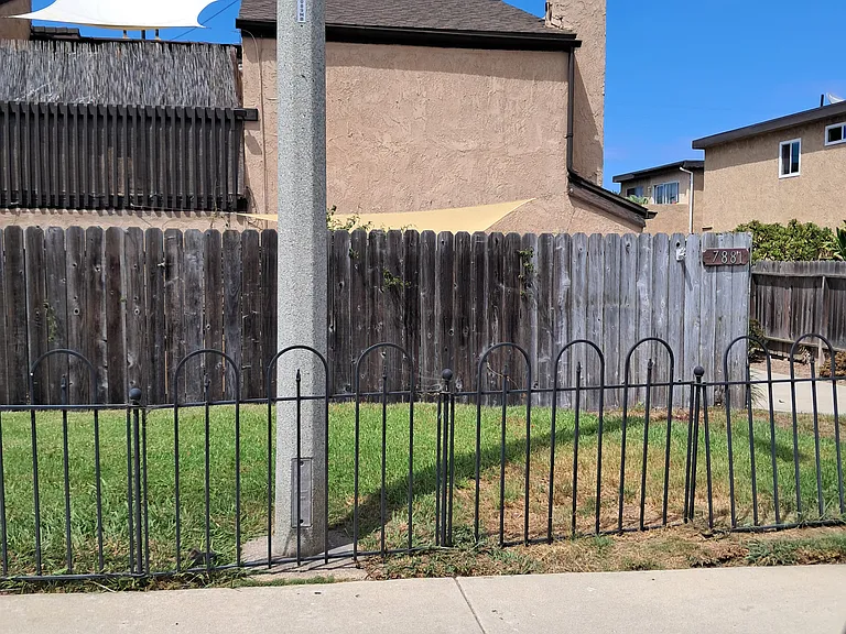 7881 Newman Ave #C — Photo 2