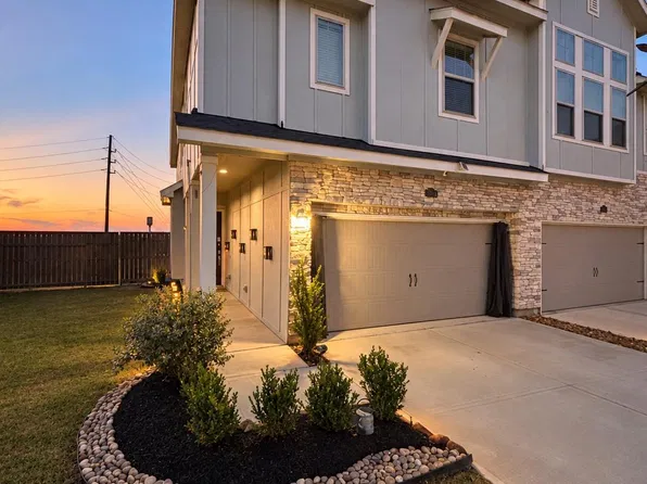 5514 Amber Brook Ln, Fulshear, TX 77441