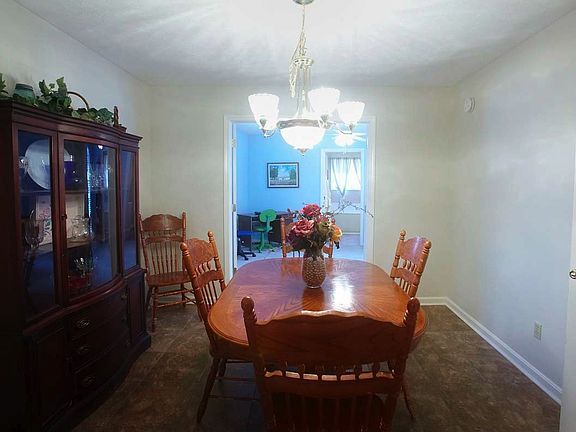 4th image of 4317 Hunsinger Ln
