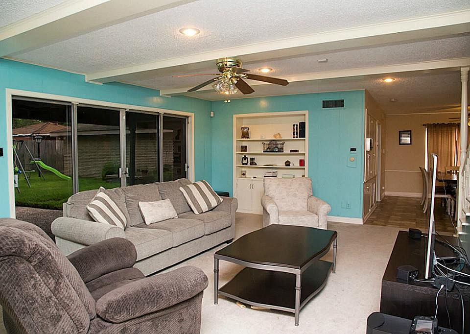 1st image of 8115 Glen Dell Ct