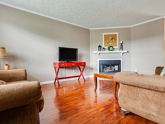 4th image of 4785 Brierley Dr