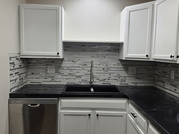 2nd image of 428 Stonehaven Dr #11366297