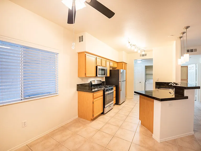 1050 E Cactus Ave #1082 — Photo 11