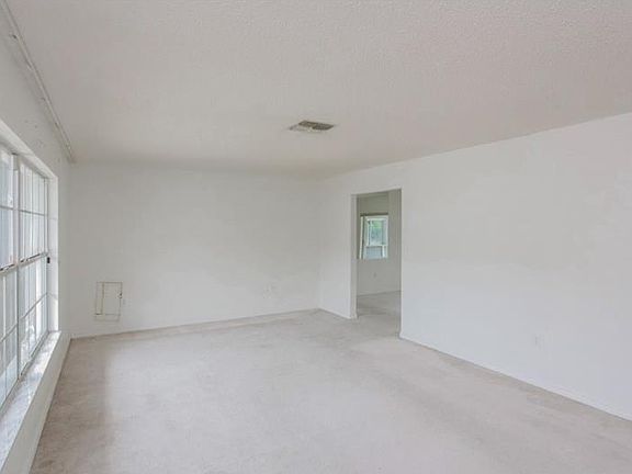 3rd image of 13203 Shadberry Ln