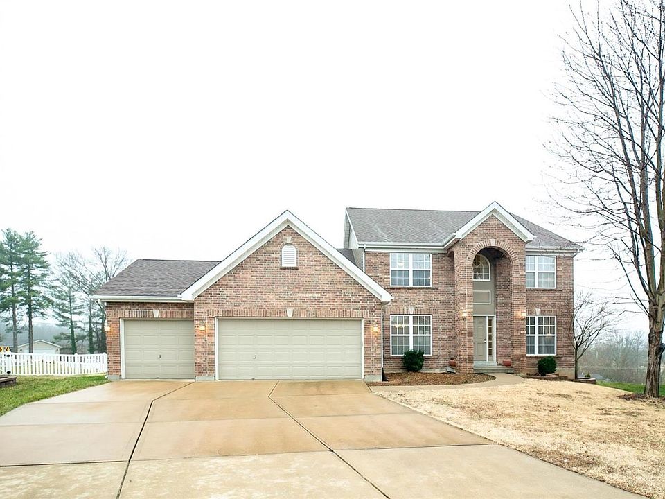 1st image of 54 Clovercrest Ct