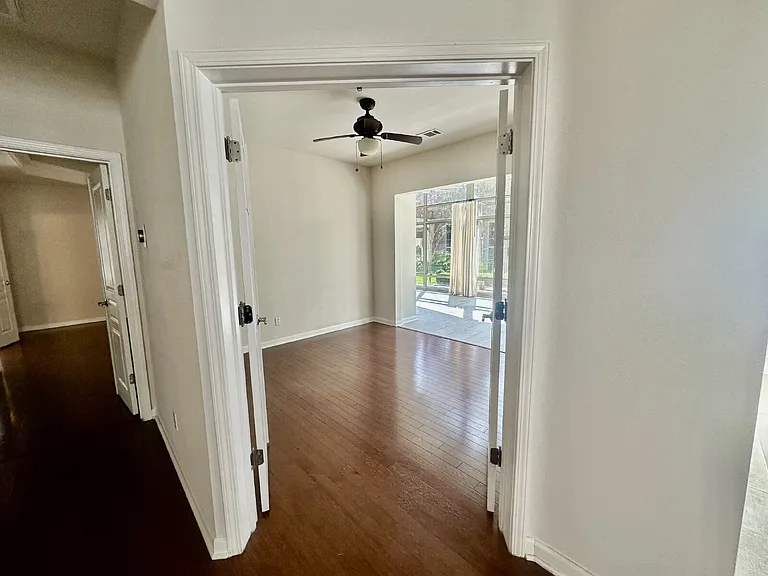 120 Spring Beauty Dr — Photo 13