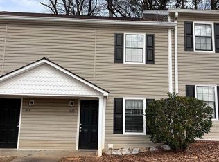 611 South St, Carrollton, GA 30117