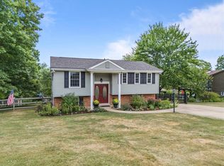 10 Victoria Dr, Finleyville, PA 15332