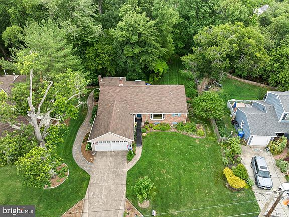 5th image of 148 Westover Dr