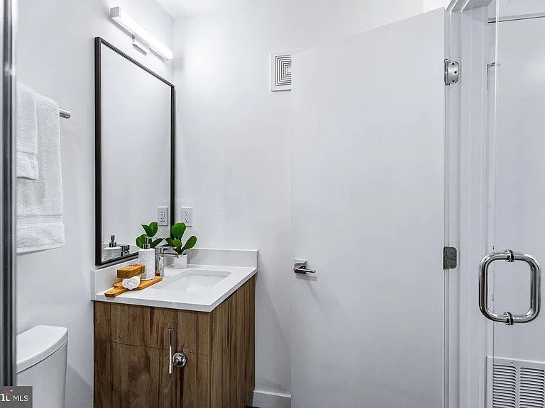3817 Georgia Ave NW #6 — Photo 38