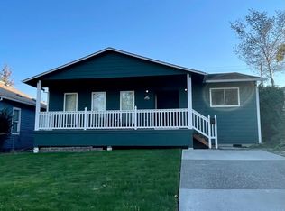 1110 E 10th St, The Dalles, OR