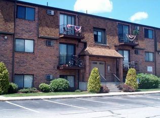 151 Farmington Ave APT 10, Cranston, RI 02920