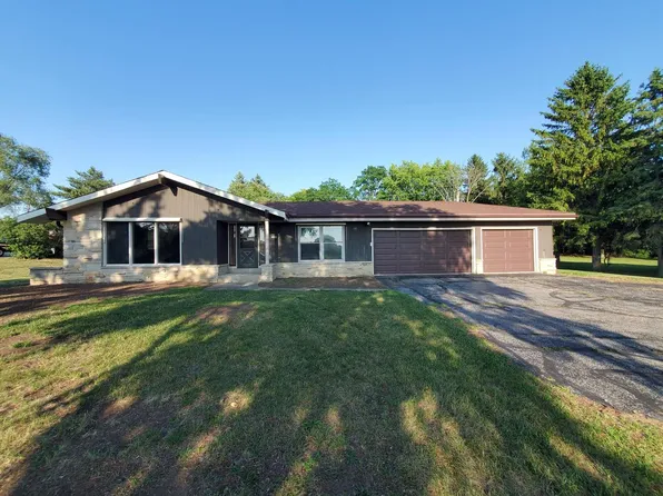 3040 Lilly ROAD, Brookfield, WI 53005