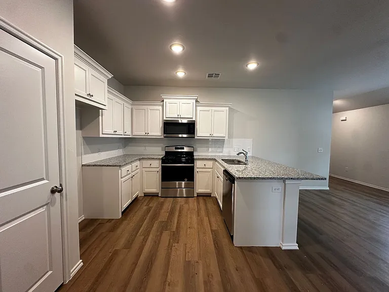 3805 Franks Way — Photo 12