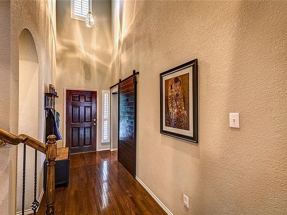 4th image of 2060 Whitney Bay Dr