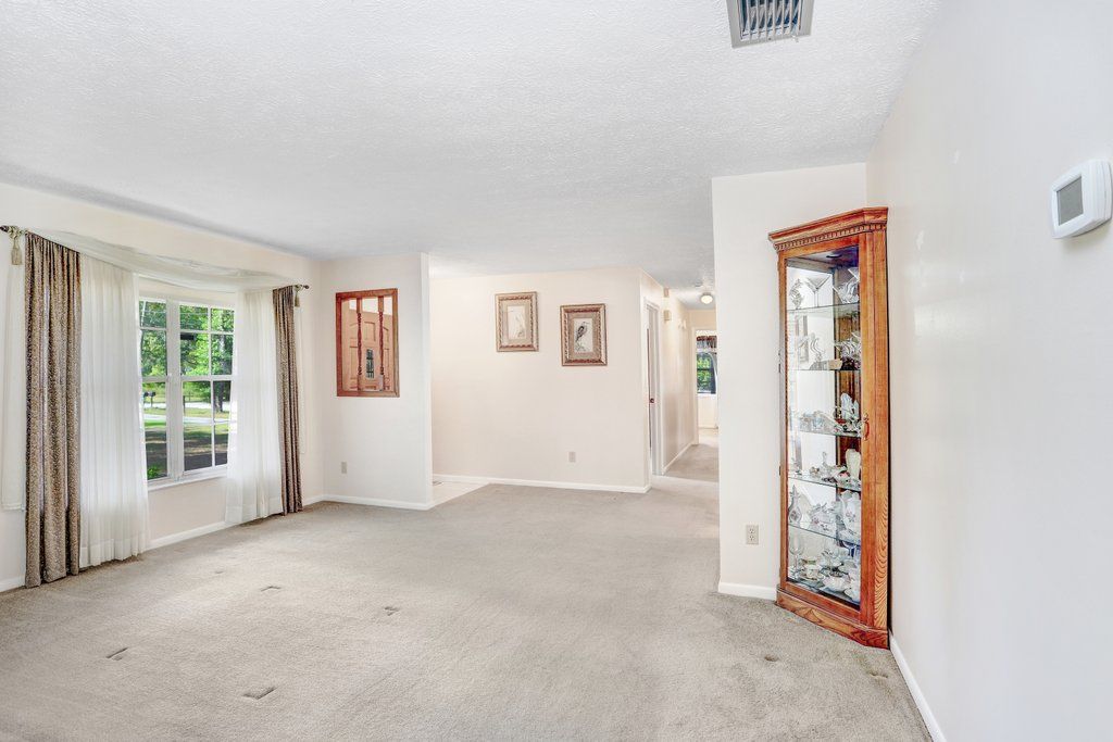 next background image