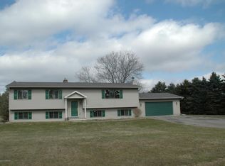 9111 E Vermontville Hwy, Dimondale, MI 48821