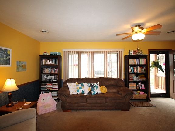 4th image of 109 Sherry Ln