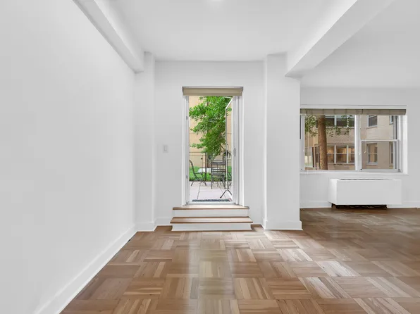 11 Fifth Avenue image 9 of 18