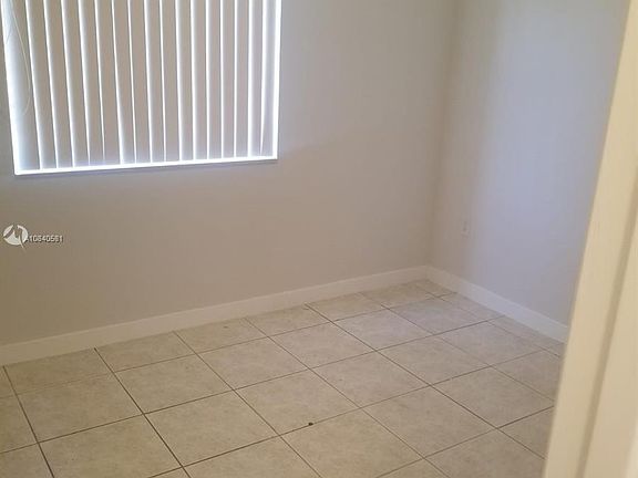 5th image of 1239 NE 127th St #3