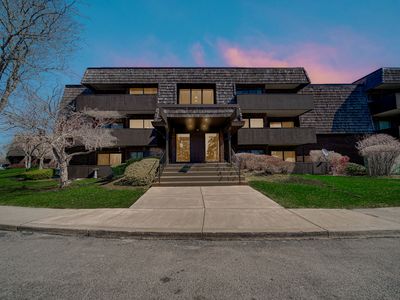 511 Timber Ridge Dr APT 202, Carol Stream, IL, 60188