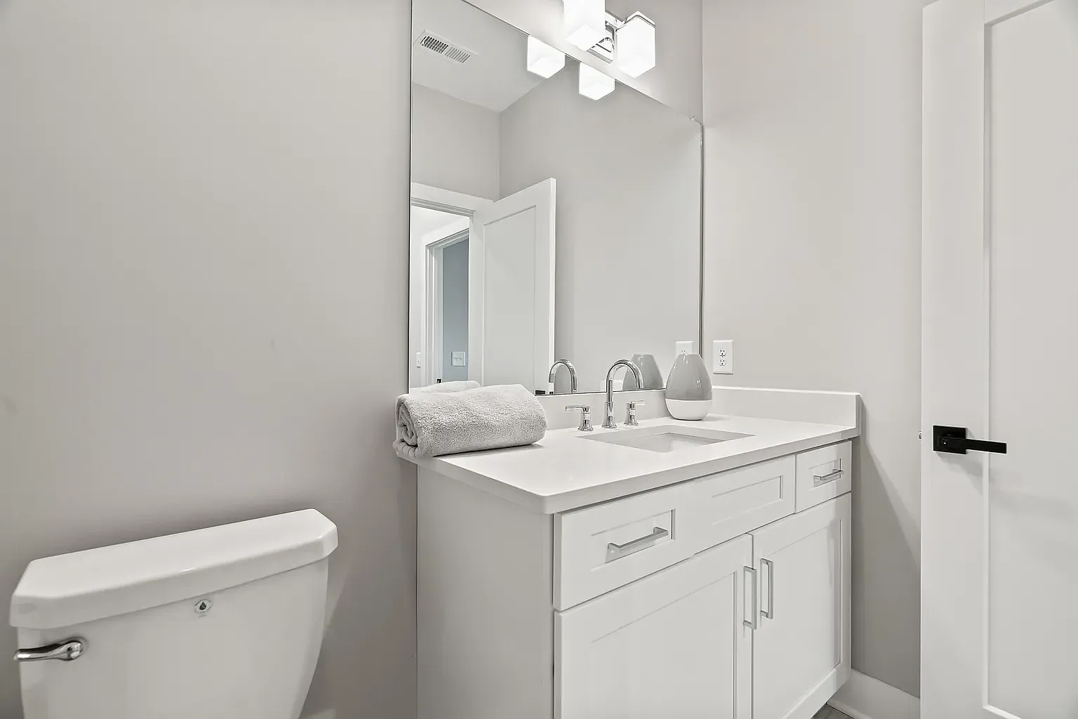 4 bed, 3000 sqft, $3,400 — Photo 4