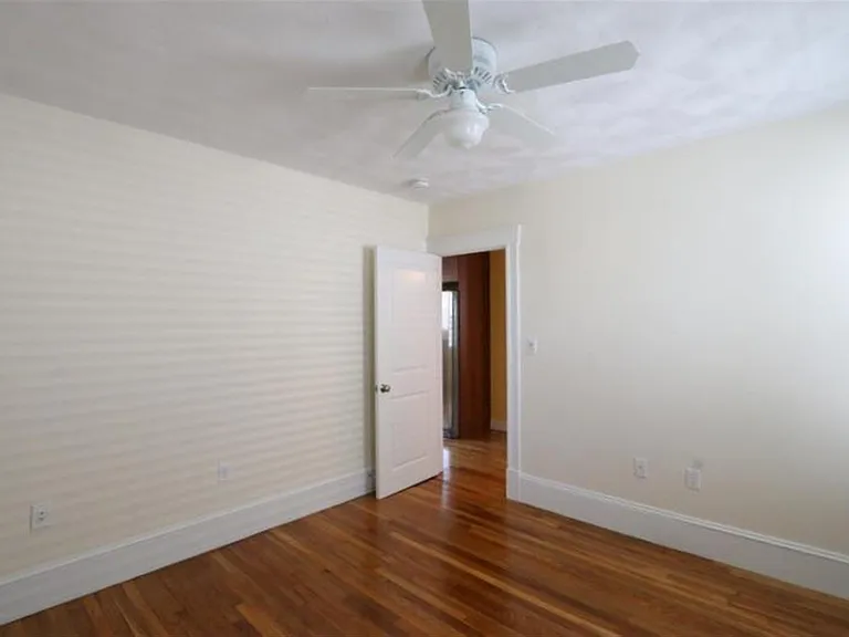 38 Medford St #2 — Photo 9
