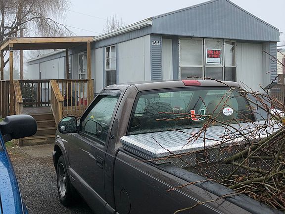2nd image of 165 Mac Ln