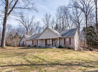 2142 Havenview Dr NW, Corydon, IN 47112