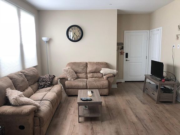 3rd image of 547 W Foothill Blvd #92