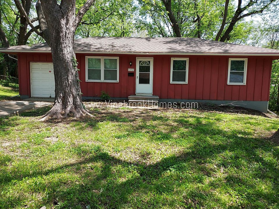1st image of 11015 Herrick Ave