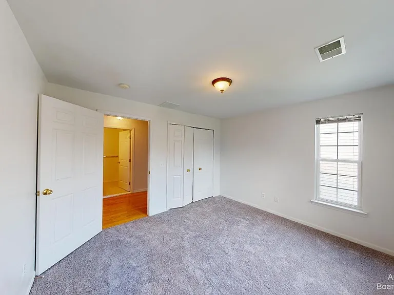 2795 S Knightsbridge Cir — Photo 12