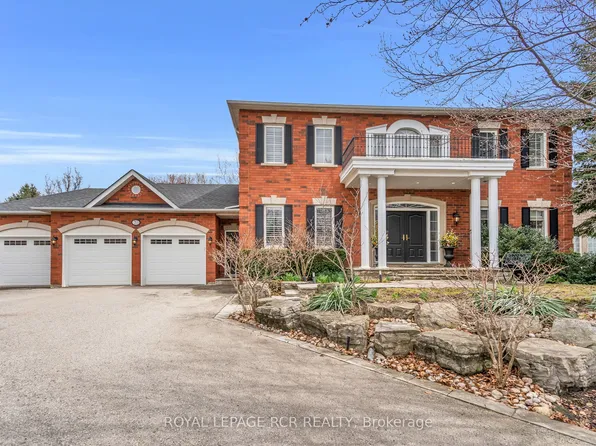 70 English Daisy Ct, Vaughan, ON L0J 1C0