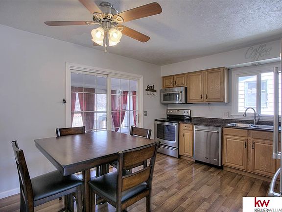 5th image of 7518 Sun Valley Dr