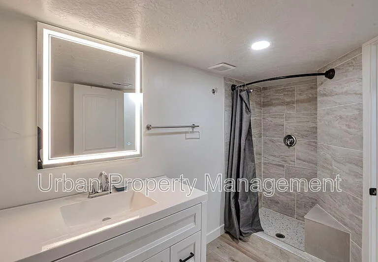 3761 W 620 N — Photo 23