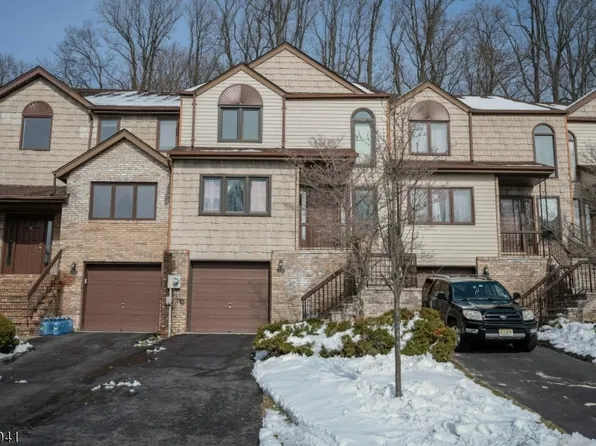 24 Averell Dr, Parsippany-Troy Hills Twp., NJ 07950