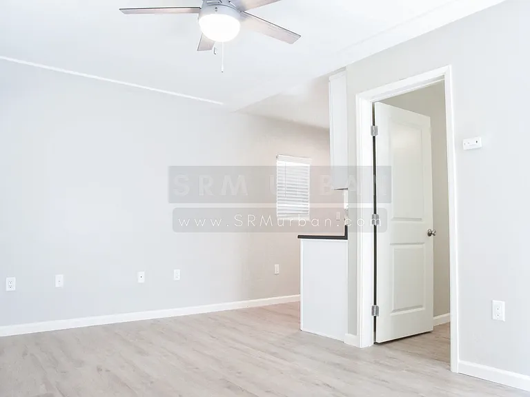 3028 Adams Ave — Photo 7