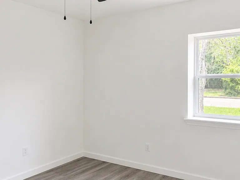 4834 Tidewater Dr — Photo 7