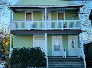 37-39 W Iroquois, Freeport, IL 61032