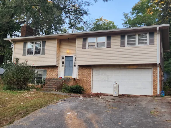 1304 Vine St NE, Gainesville, GA 30501