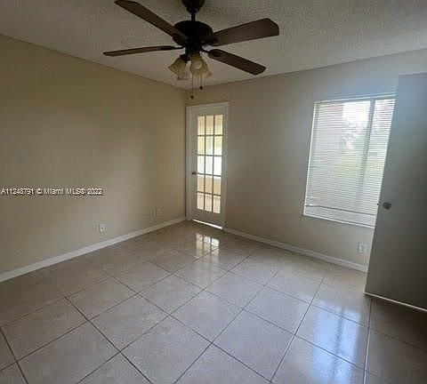 4th image of 3350 Pinewalk Dr N APT 1412