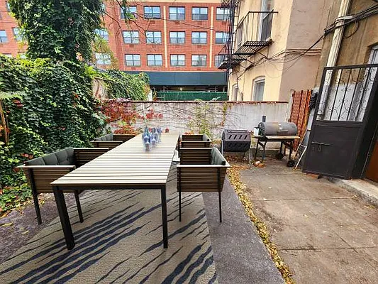 Rented by Brooklyn Property Group LLC | media 20