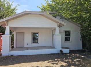 3528 E Rosedale St, Fort Worth, TX 76105