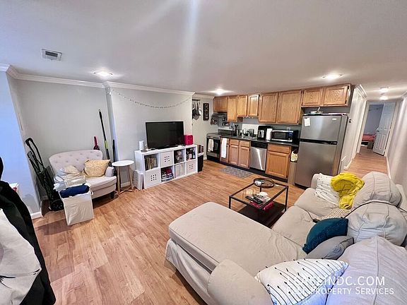 3rd image of 1203 New Jersey Ave NW #B